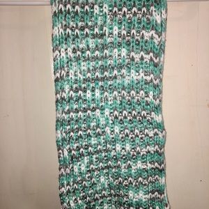 Knitted infinity scarf